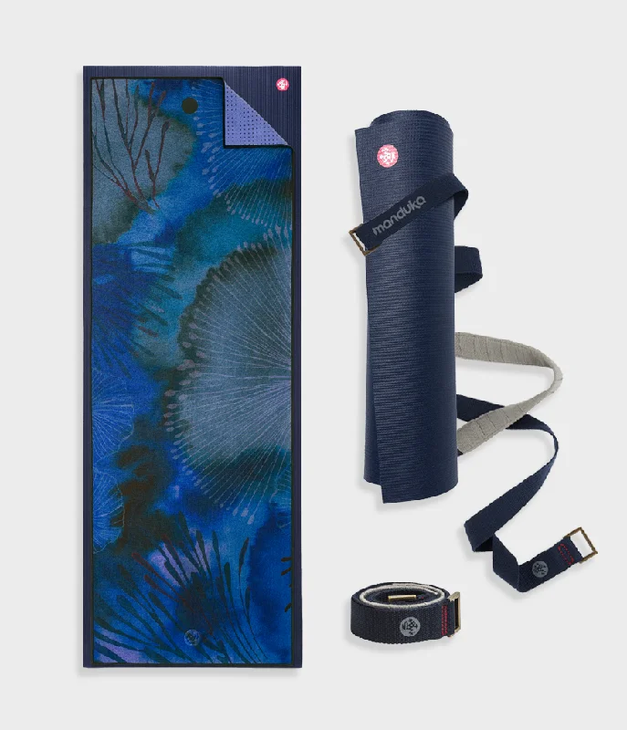 Studio Must Have Yoga Kit